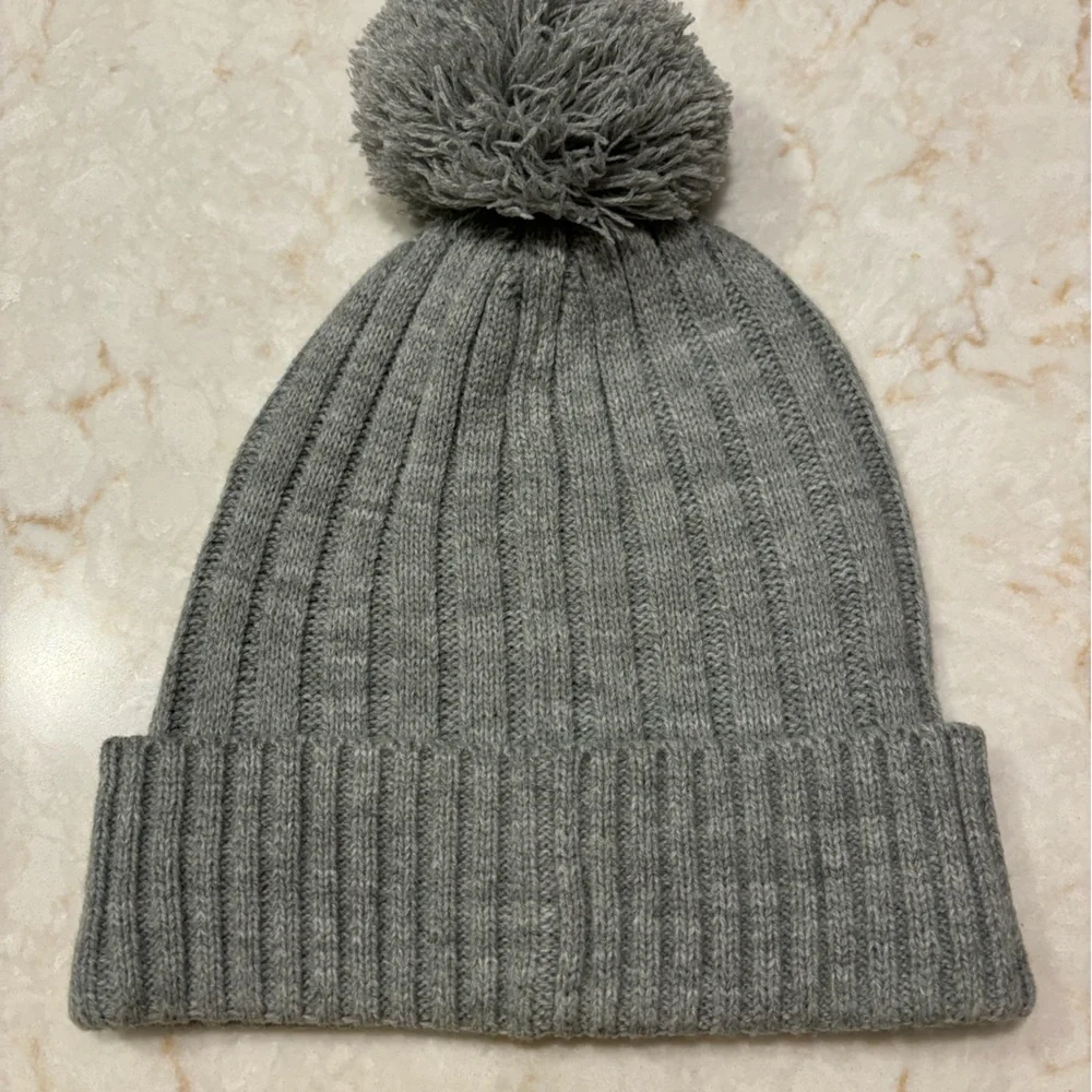 Michael Kors Knit Hat - Picture 3 of 3